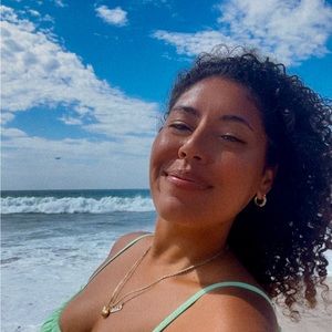 Meet your Posher, Chloe